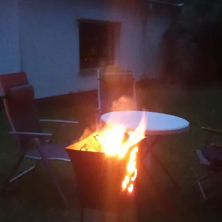 Endora Im Harzer Stil, Handgefertigte Moebel - Wlan-garage *