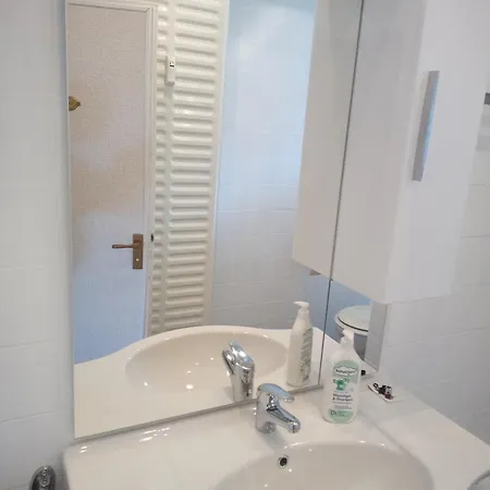 Διαμέρισμα Endora Im Harzer Stil, Handgefertigte Moebel - Wlan-garage