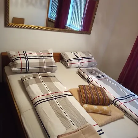 Endora Im Harzer Stil, Handgefertigte Moebel - Wlan-garage Διαμέρισμα *