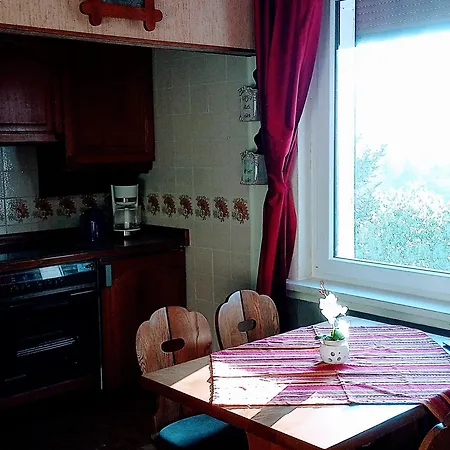 Appartamento Endora Im Harzer Stil, Handgefertigte Moebel - Wlan- Garage - Wandern-mountainbike-motorradurlaub *