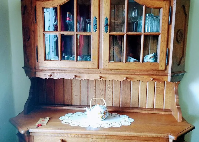 Endora Im Harzer Stil, Handgefertigte Moebel - Wlan- Garage - Wandern-mountainbike-motorradurlaub Apartman Hohegeiß